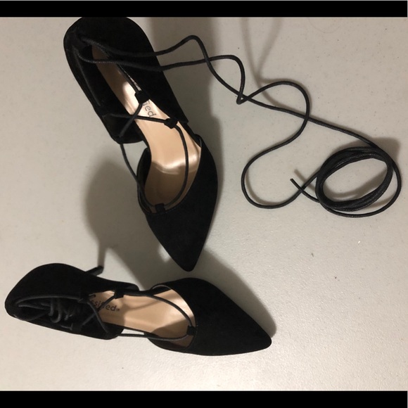 Heels - Picture 2 of 4